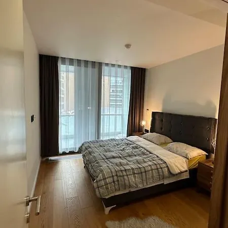 90m Massive Deluxe Area+view شقة اسطنبول