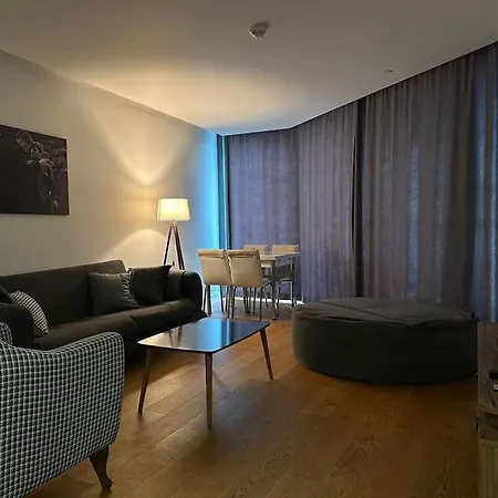 90m Massive Deluxe Area+view Apartamento